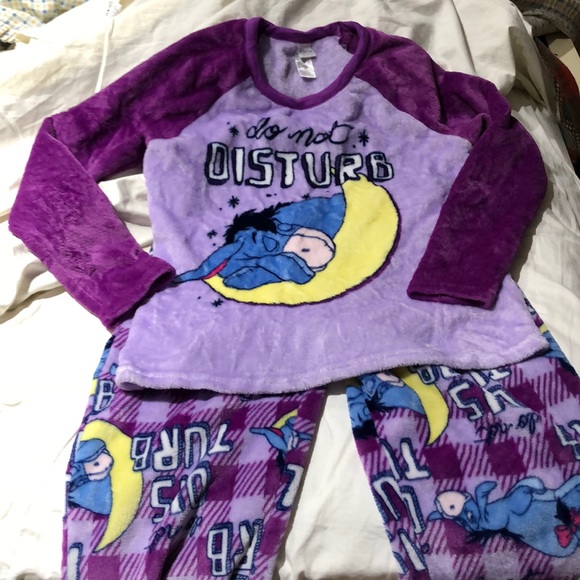 Disney Other - Disney eyor do not disturb thick fluffy pjs L